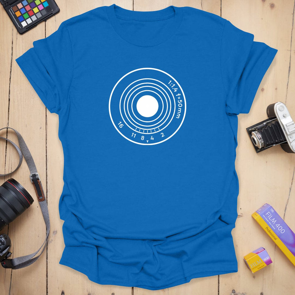 T-Shirt With Aperture Ring Graphic for Photography Fans