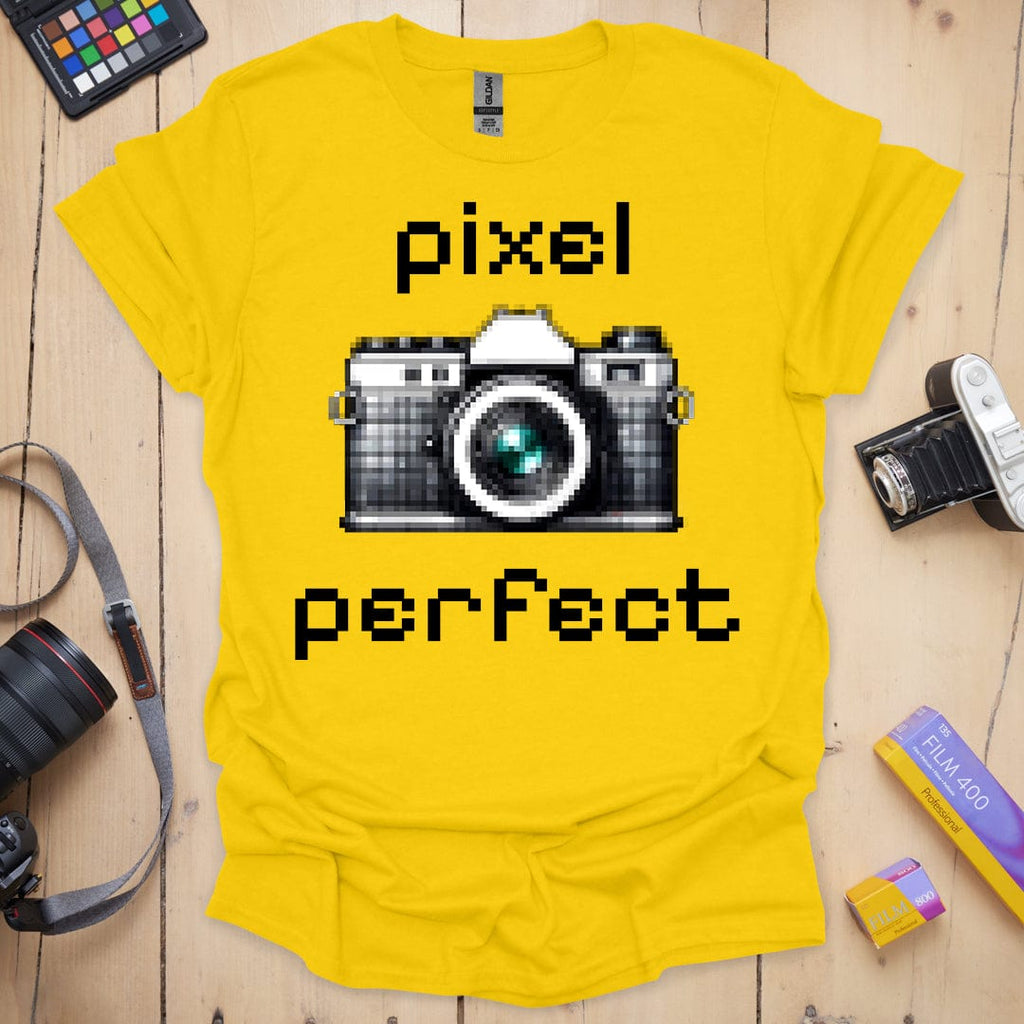 T-Shirt for Pixel-Perfect Photography Fans