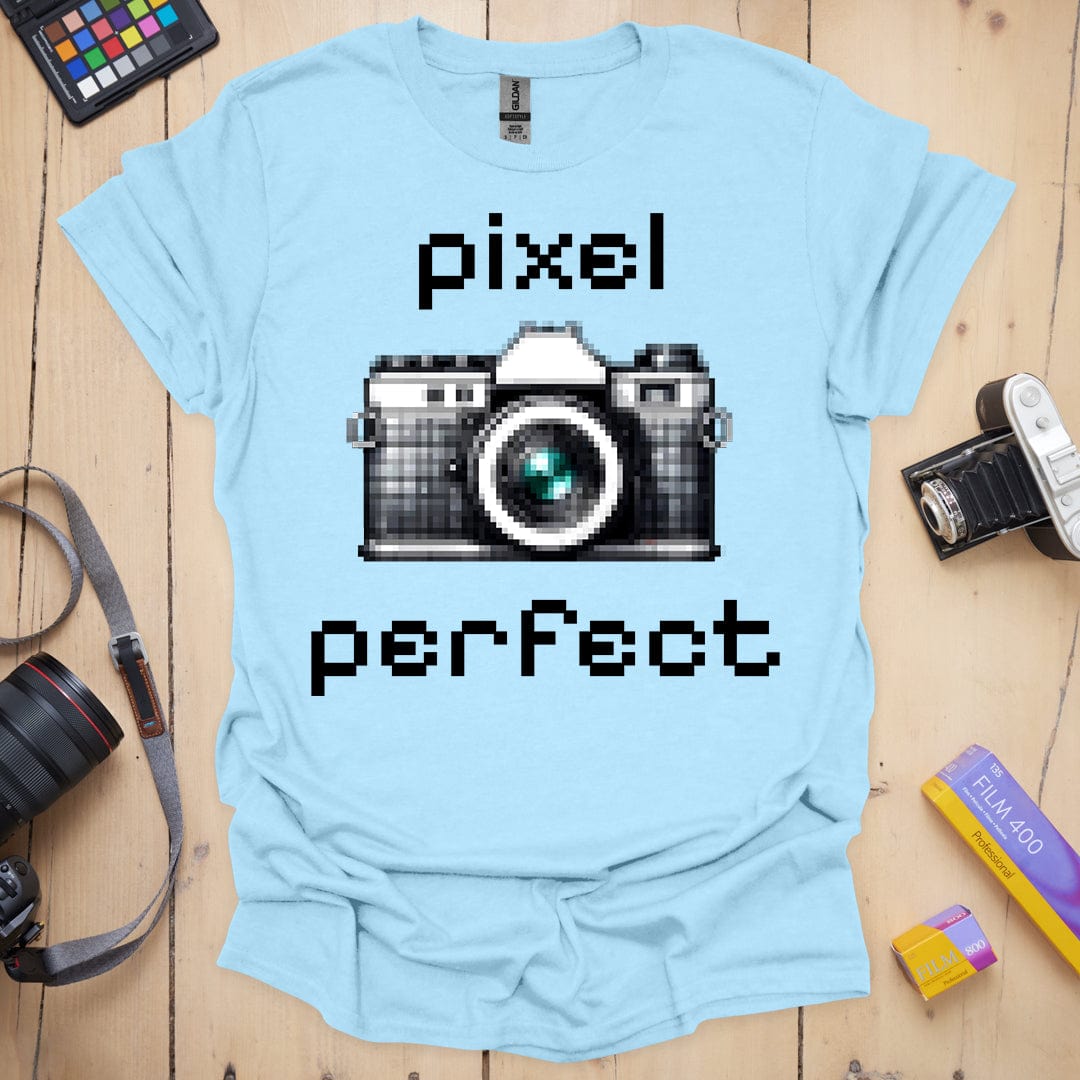 T-Shirt for Pixel-Perfect Photography Fans