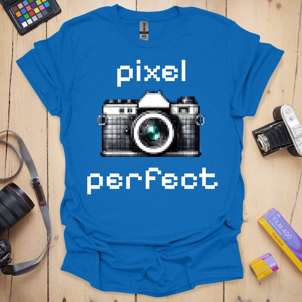 T-Shirt for Pixel-Perfect Photography Fans