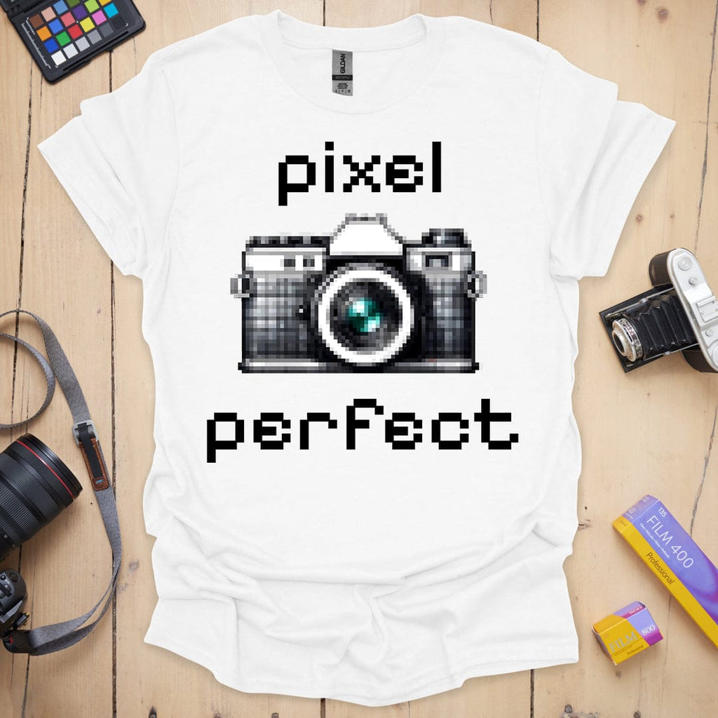 T-Shirt for Pixel-Perfect Photography Fans