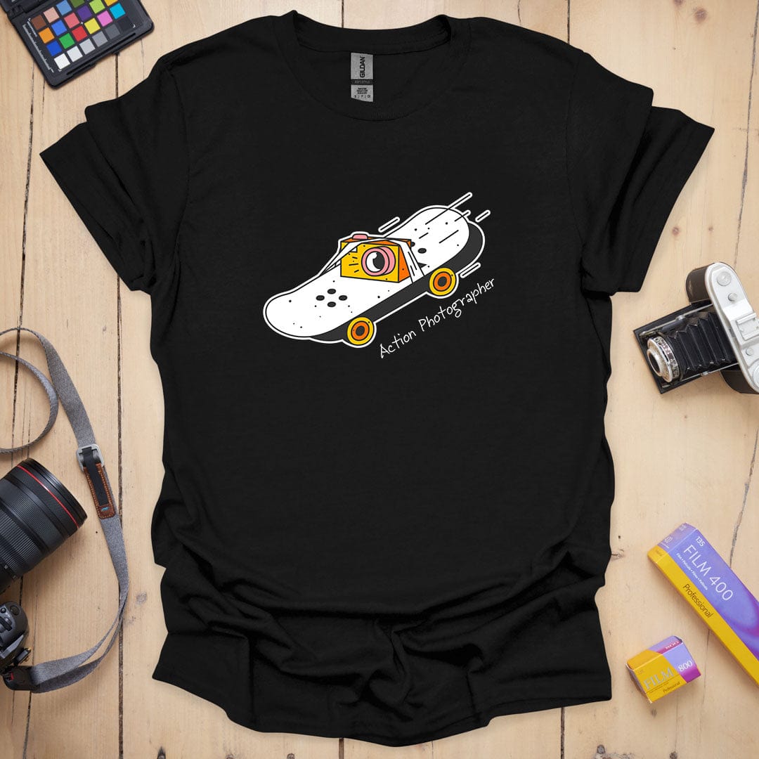 T-Shirt With Camera Skateboard Graphic for Action Photographers