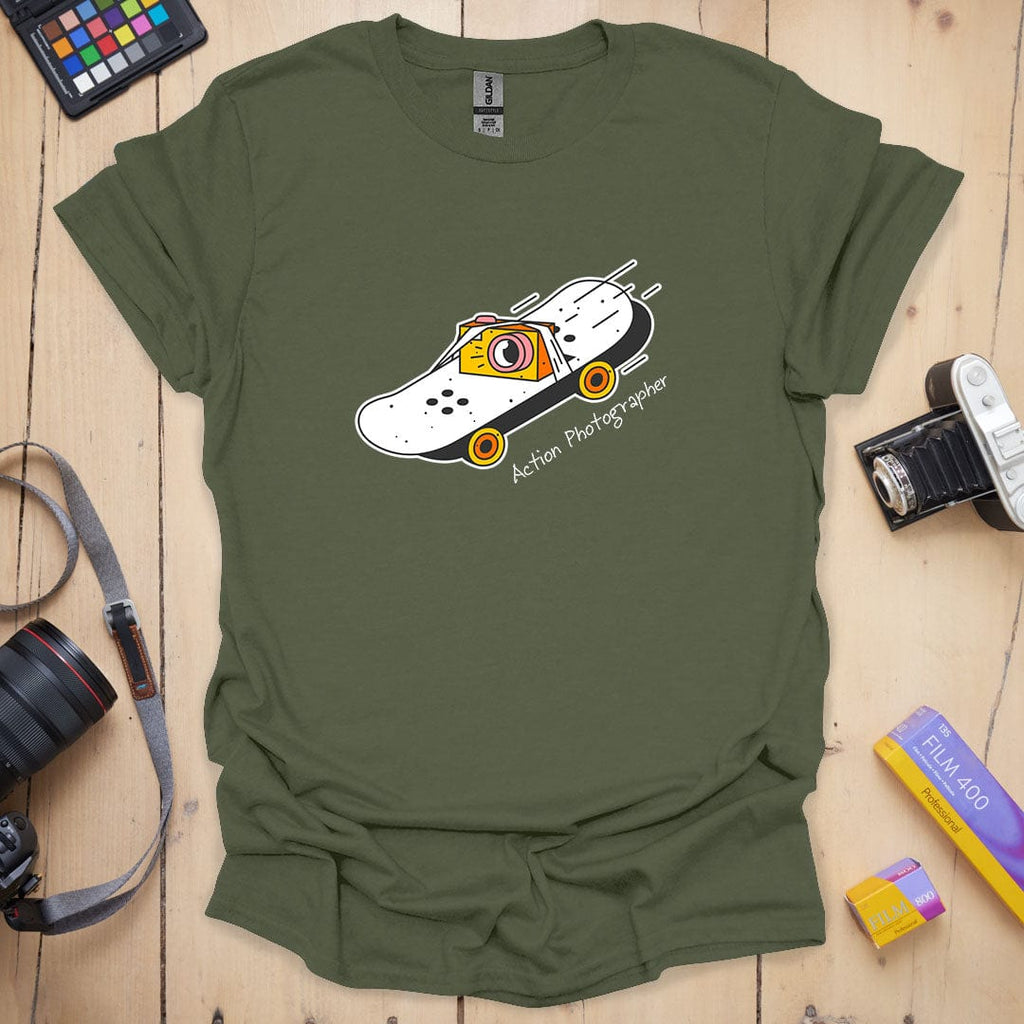 T-Shirt With Camera Skateboard Graphic for Action Photographers