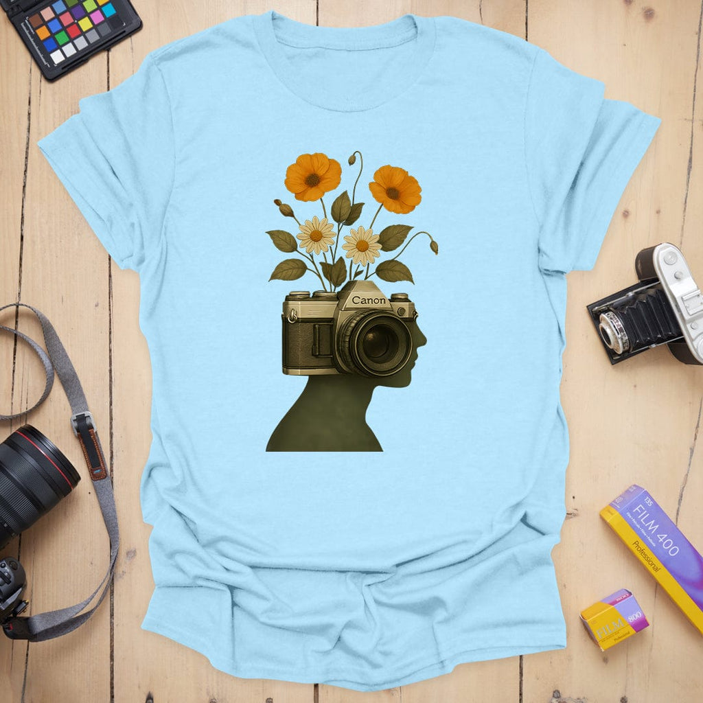 T-Shirt With Abstract Vintage Camera Art