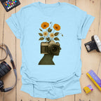 T-Shirt With Abstract Vintage Camera Art