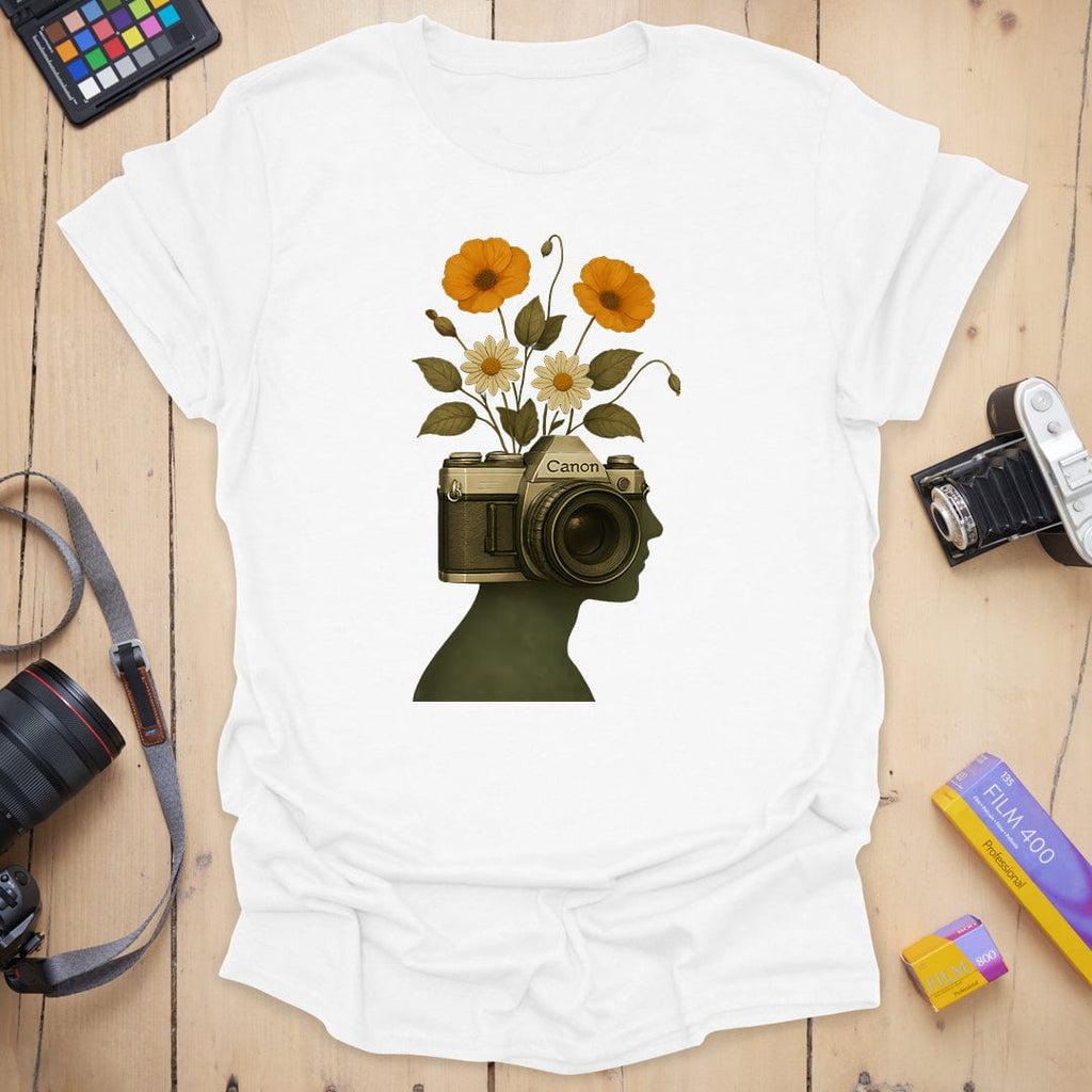 T-Shirt With Abstract Vintage Camera Art