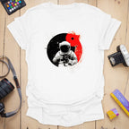 T-Shirt With Astronaut Photographer Graphic
