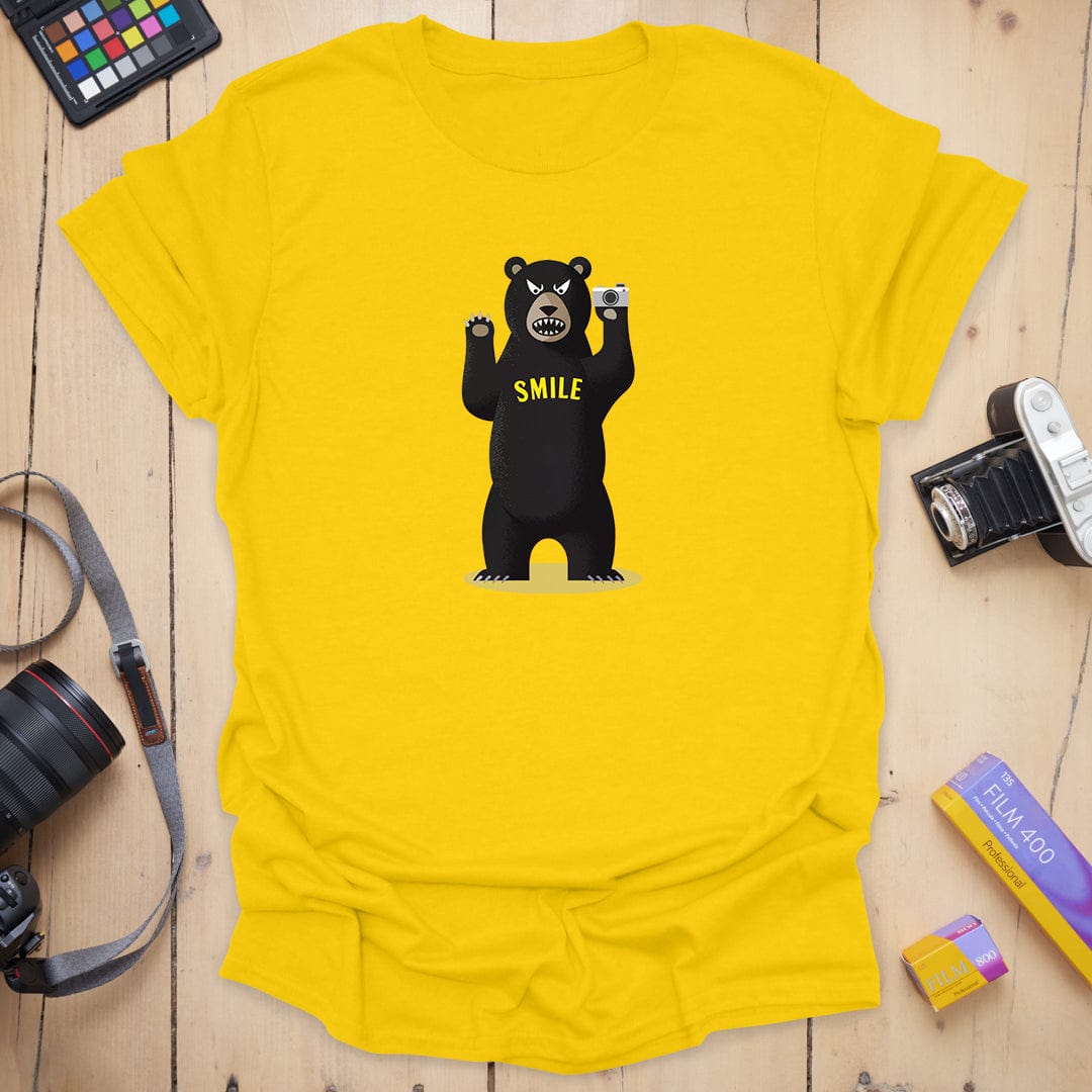 T-Shirt With Smile Bear Photographer Design