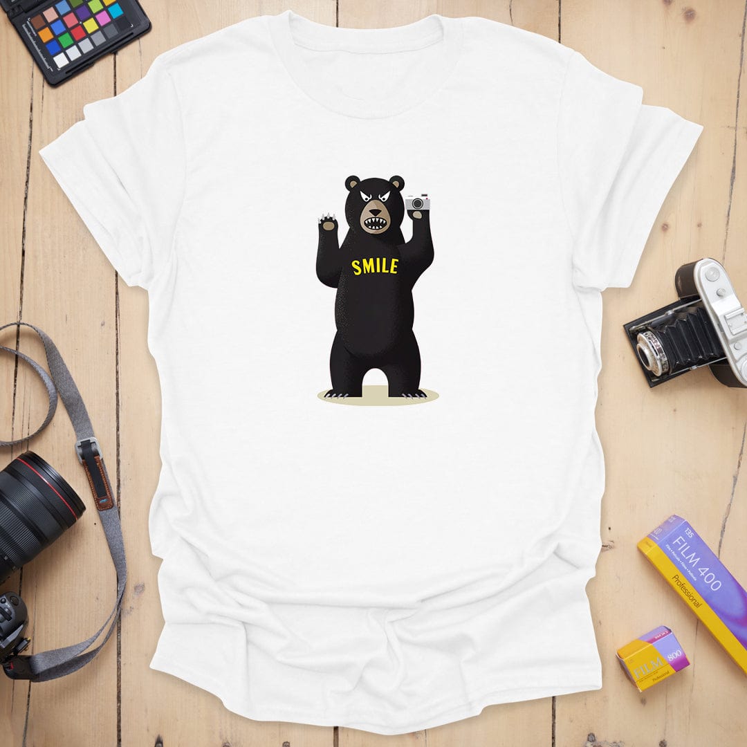 T-Shirt With Smile Bear Photographer Design