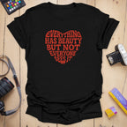 T-Shirt With Retro Heart-Shaped Beauty Message