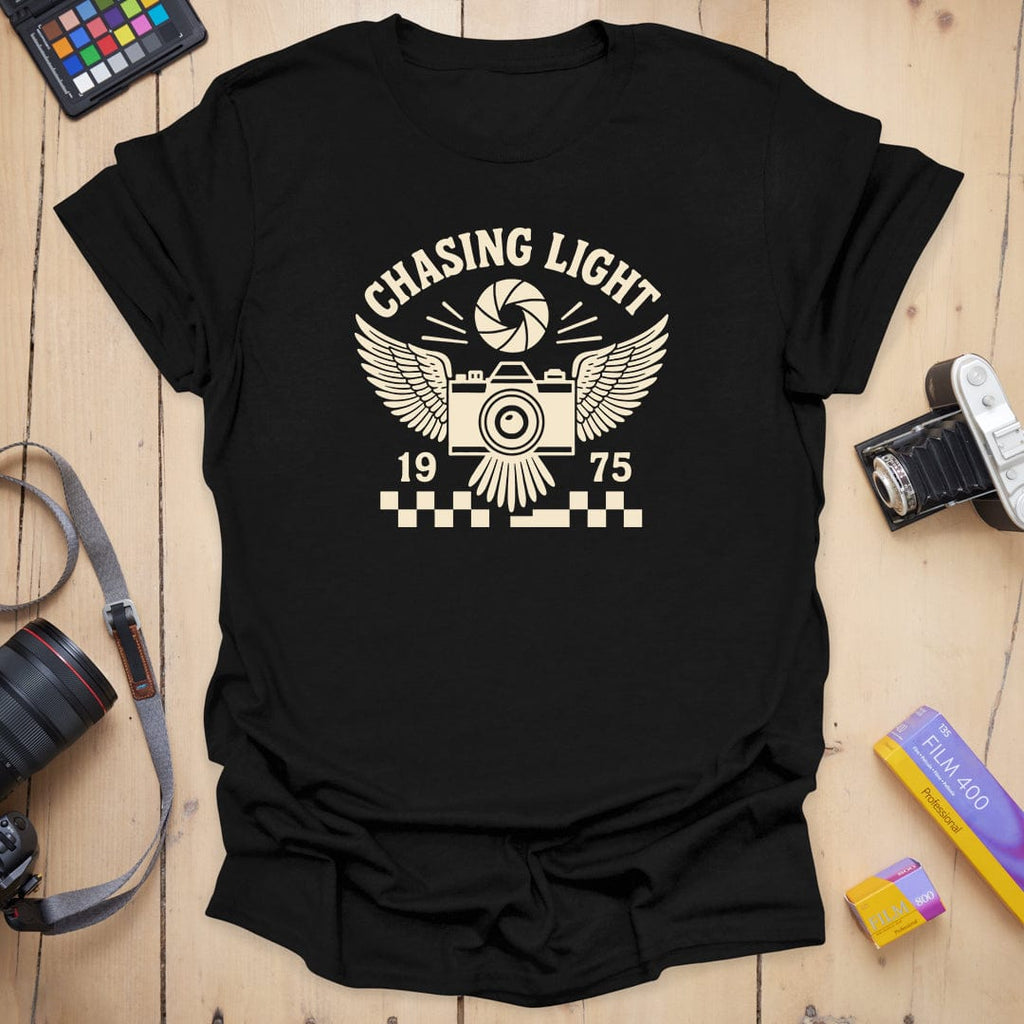 T-Shirt With Winged Camera Graphic for Light Chasers