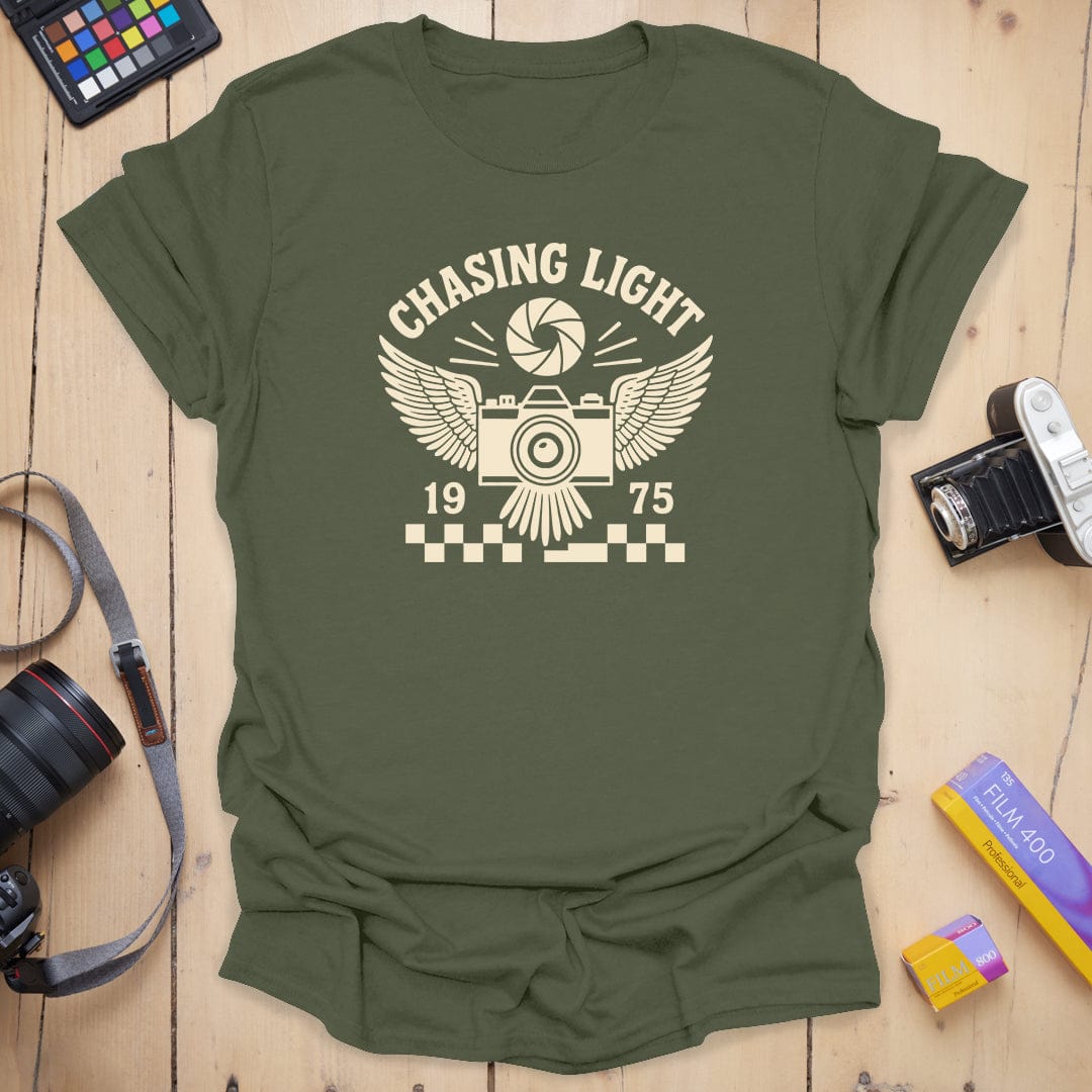 T-Shirt With Winged Camera Graphic for Light Chasers