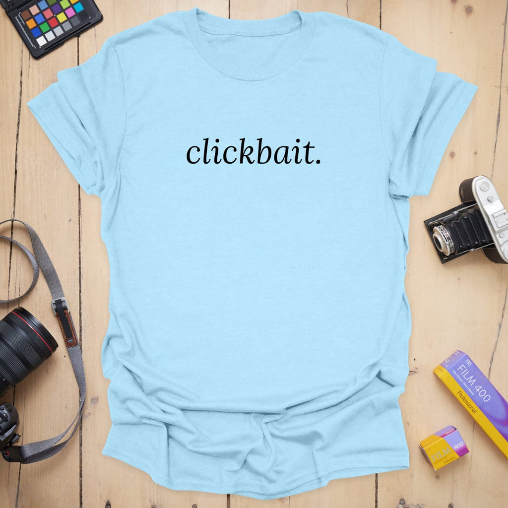 T-Shirt With Minimalist Clickbait Photographer Design