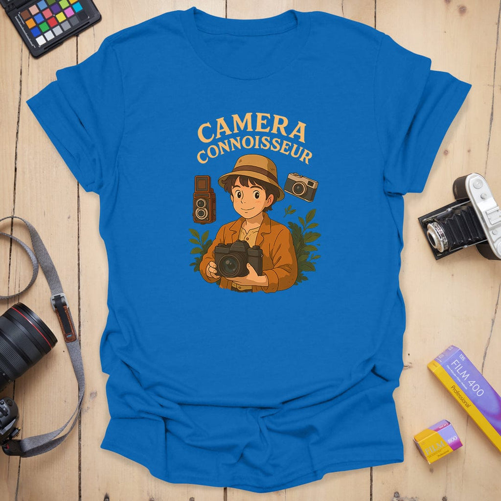 T-Shirt With Vintage Camera Art for Photography Lovers