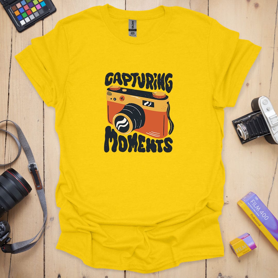 T-Shirt With Vintage-Inspired Capturing Moments Design