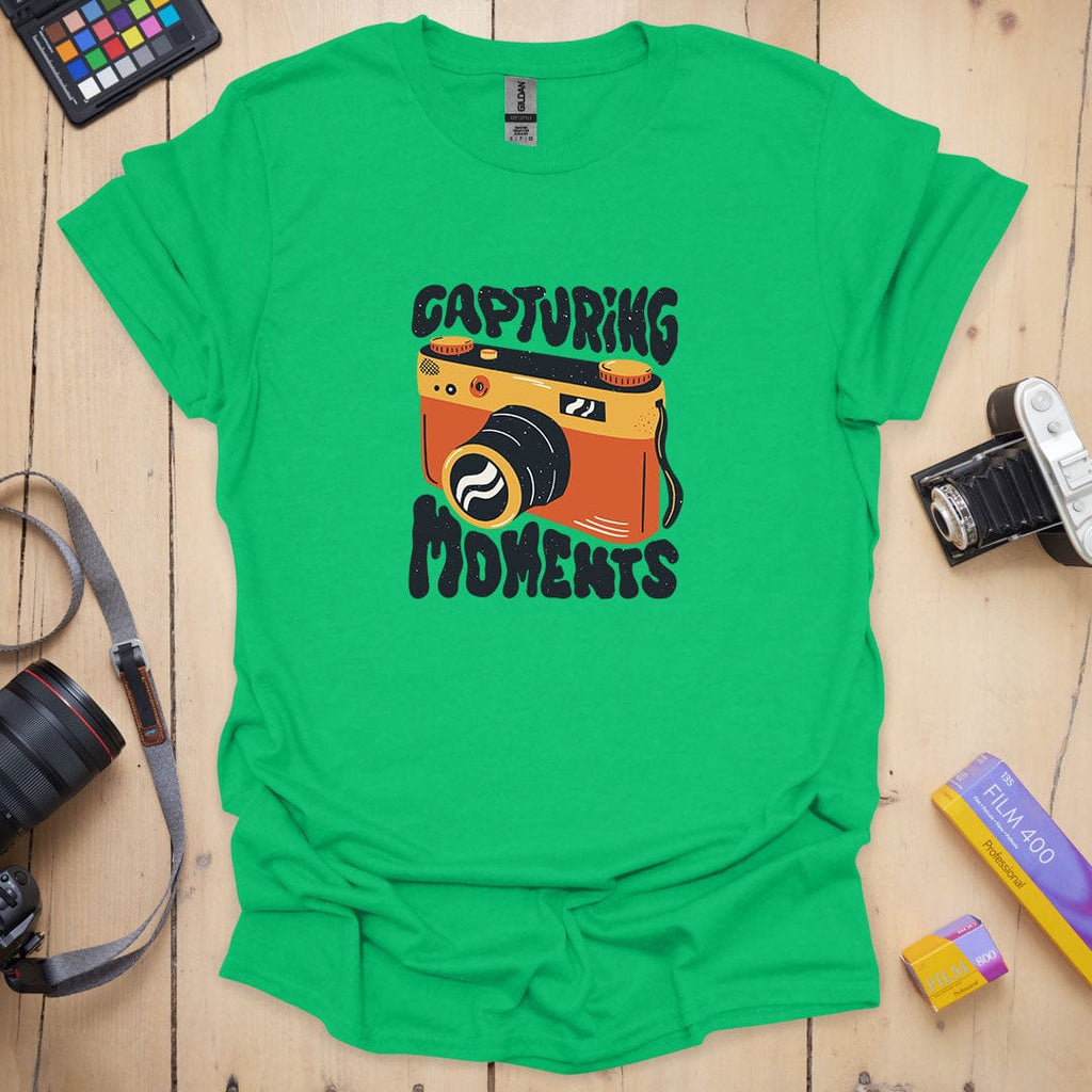 T-Shirt With Vintage-Inspired Capturing Moments Design