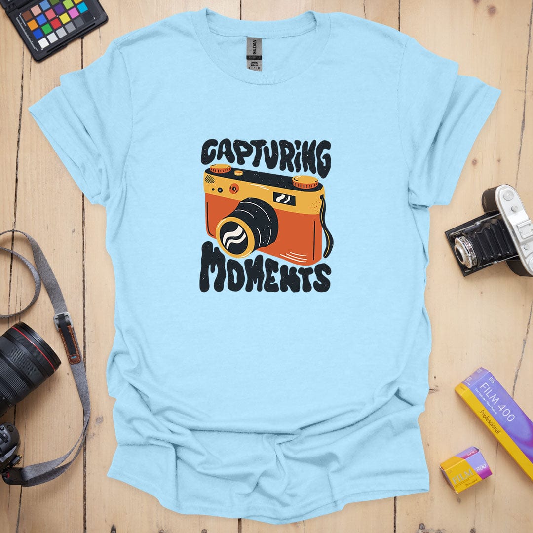 T-Shirt With Vintage-Inspired Capturing Moments Design