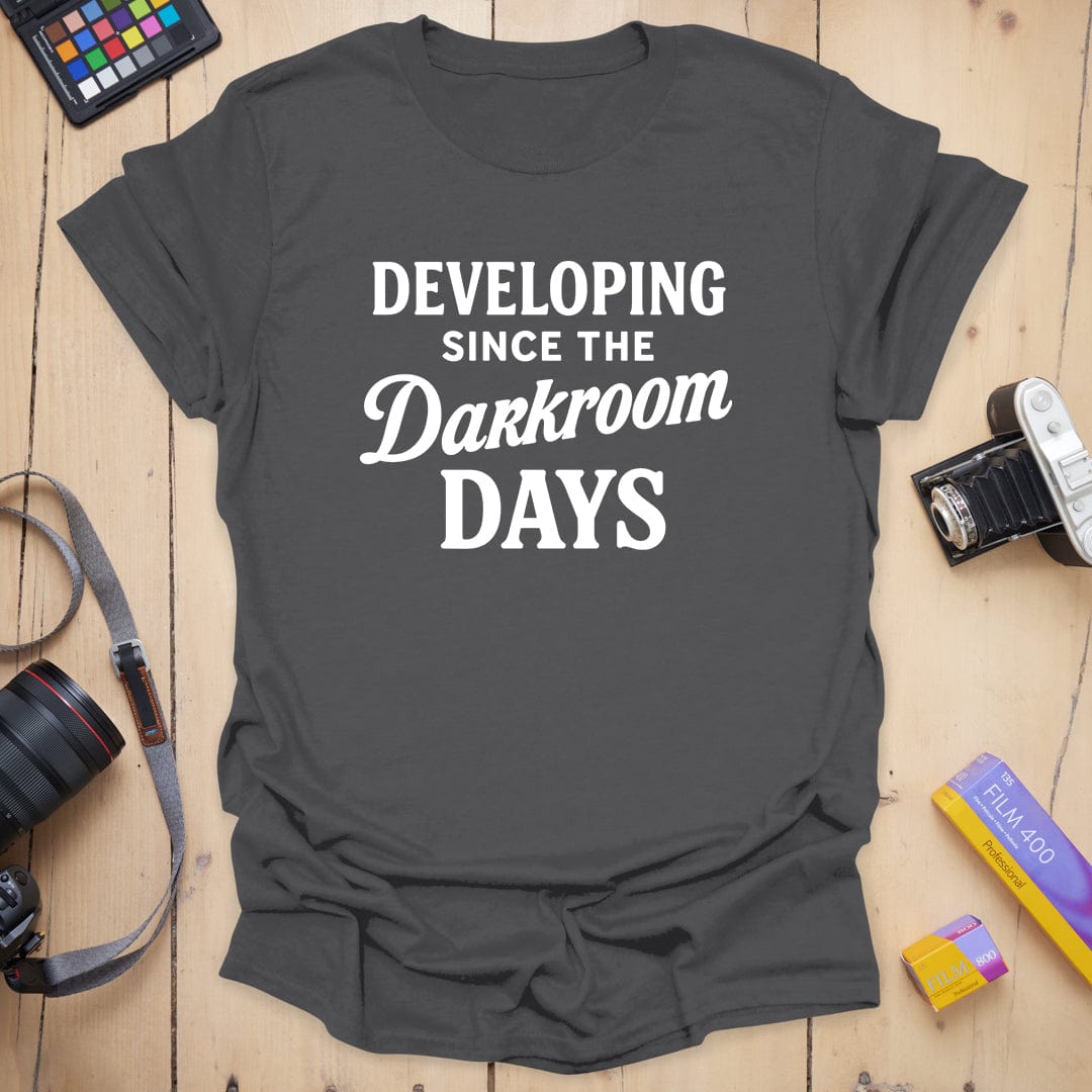 T-Shirt Darkroom Days Retro Analog Photography Design