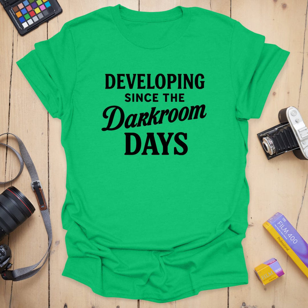 T-Shirt Darkroom Days Retro Analog Photography Design