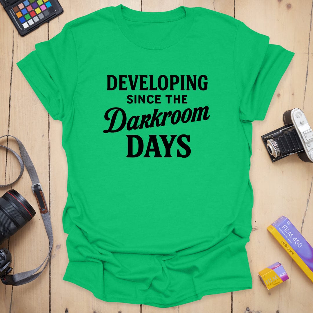 T-Shirt Darkroom Days Retro Analog Photography Design