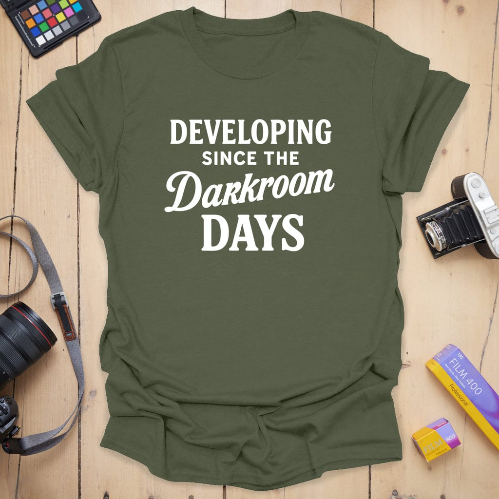 T-Shirt Darkroom Days Retro Analog Photography Design