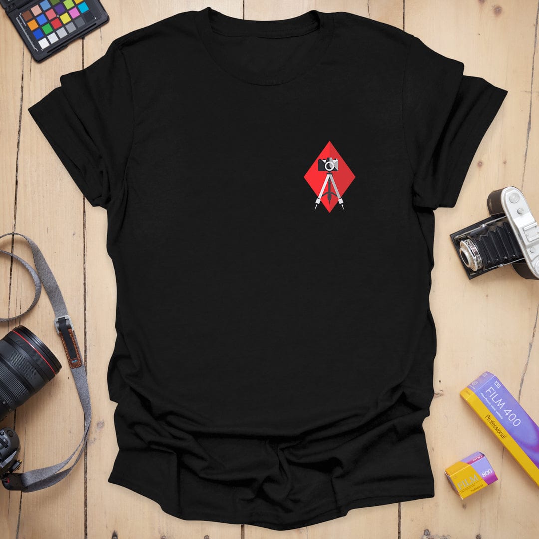 T-Shirt With Diamond Badge Camera Compass Design