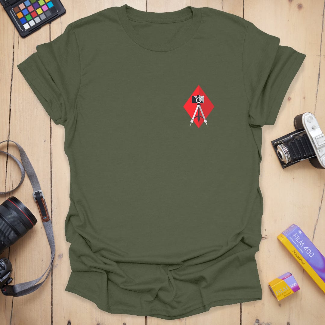 T-Shirt With Diamond Badge Camera Compass Design