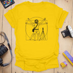 T-Shirt With Da Vinci-Inspired Photographer Design
