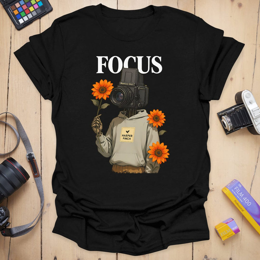 T-Shirt With Vintage Camera and Sunflower Graphic
