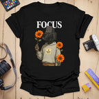 T-Shirt With Vintage Camera and Sunflower Graphic