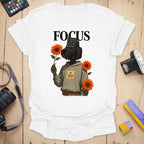 T-Shirt With Vintage Camera and Sunflower Graphic