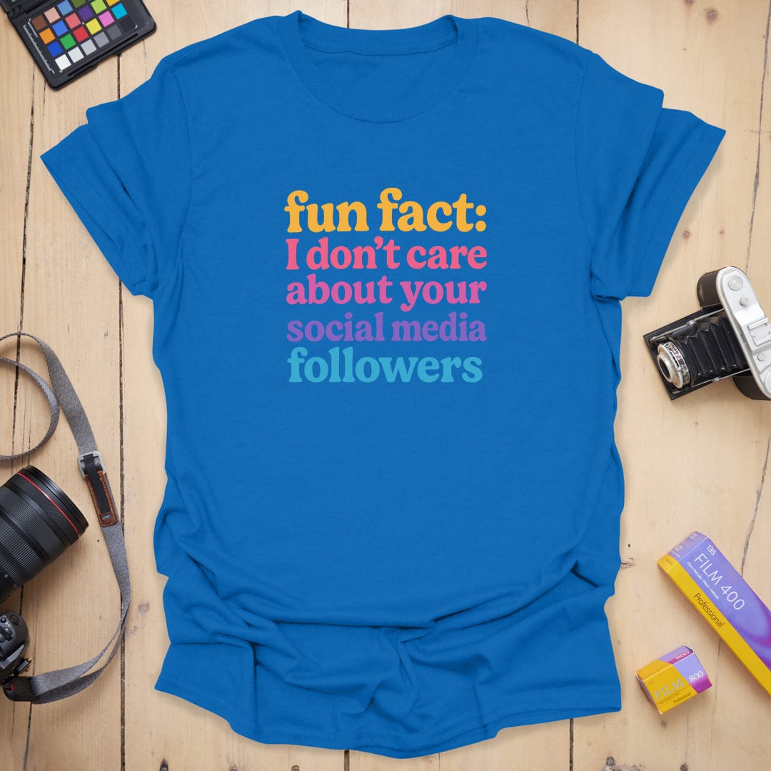 T-Shirt With Retro Fun Fact Graphic for Offline Souls
