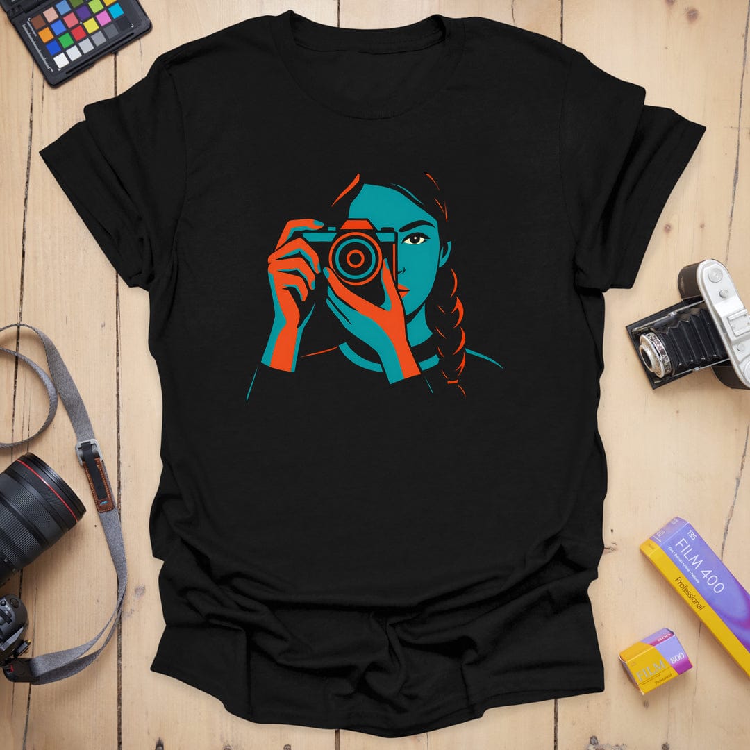 T-Shirt With Framed Shooter Graphic Design