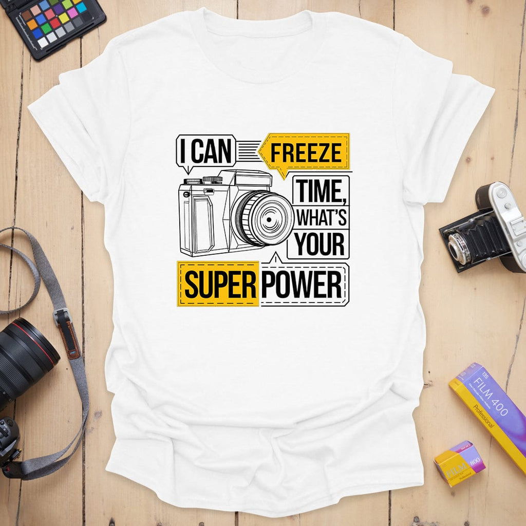 T-Shirt With Vintage Camera Art for Photography Lovers