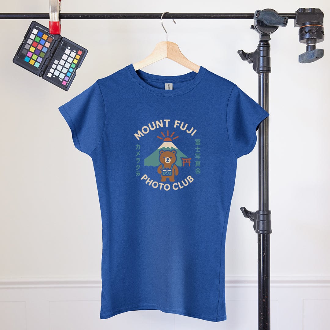 Women's T-Shirt With Mt Fuji Bear Photography Design