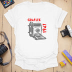 T-Shirt With Vintage Graflex Camera Illustration