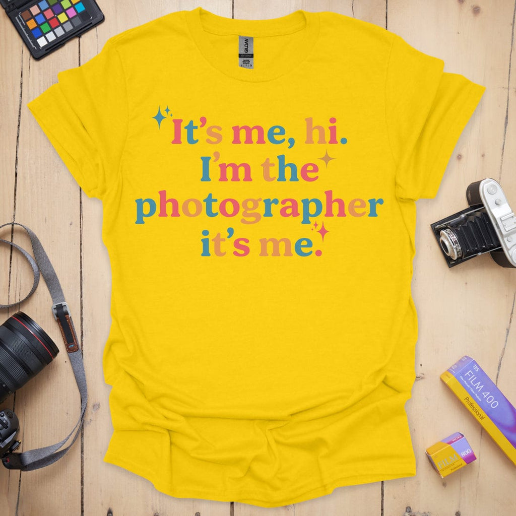 T-Shirt With Colorful, Playful On-Set Style