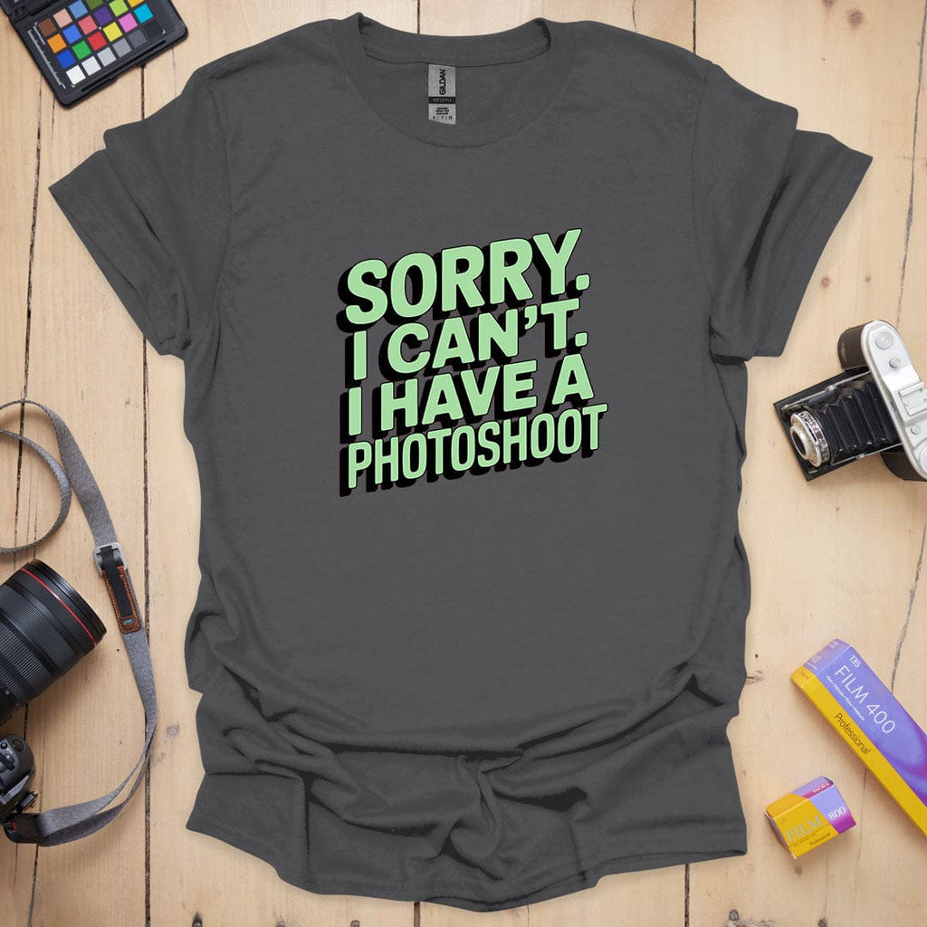 T-Shirt With Photographer Humor and Camera-Ready Style