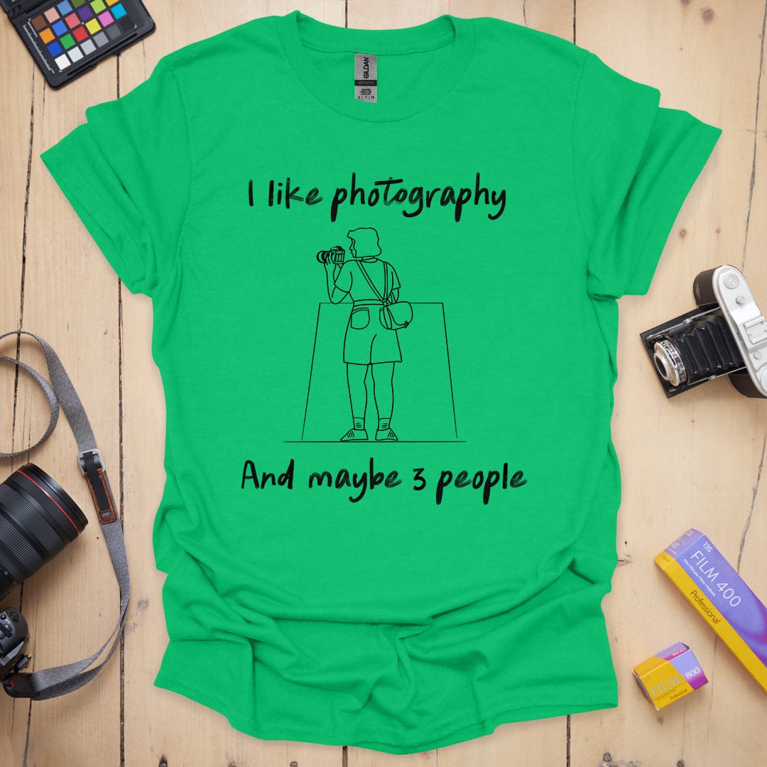 T-Shirt With Maybe 3 People Photography Design