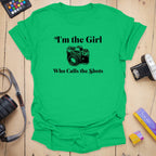 T-Shirt With Photographer Girl Who Calls the Shots Design