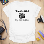 T-Shirt With Photographer Girl Who Calls the Shots Design