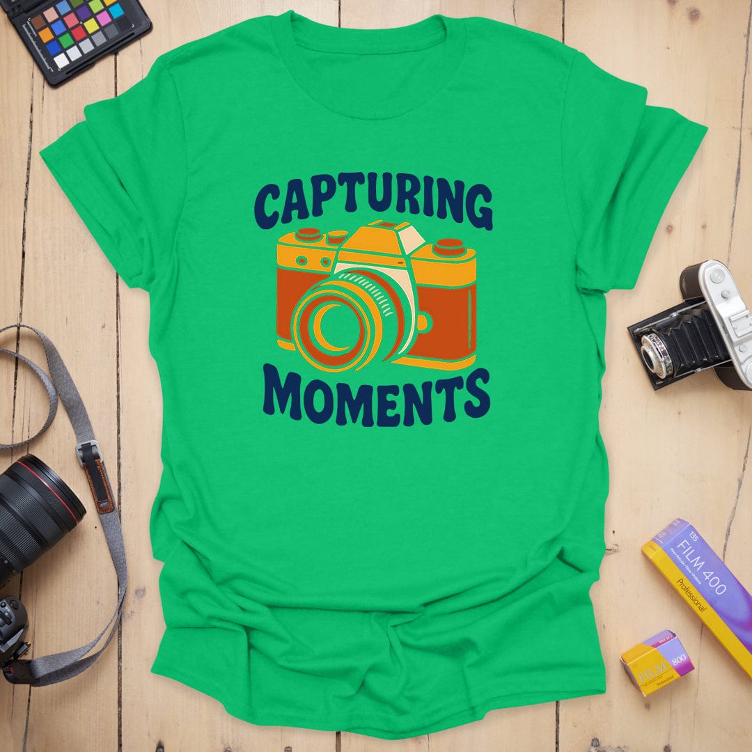 T-Shirt With Retro Photography Moments Graphic
