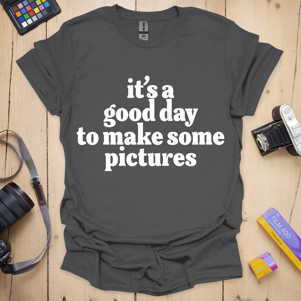 T-Shirt With Feel-Good Slogan for Shoot Days