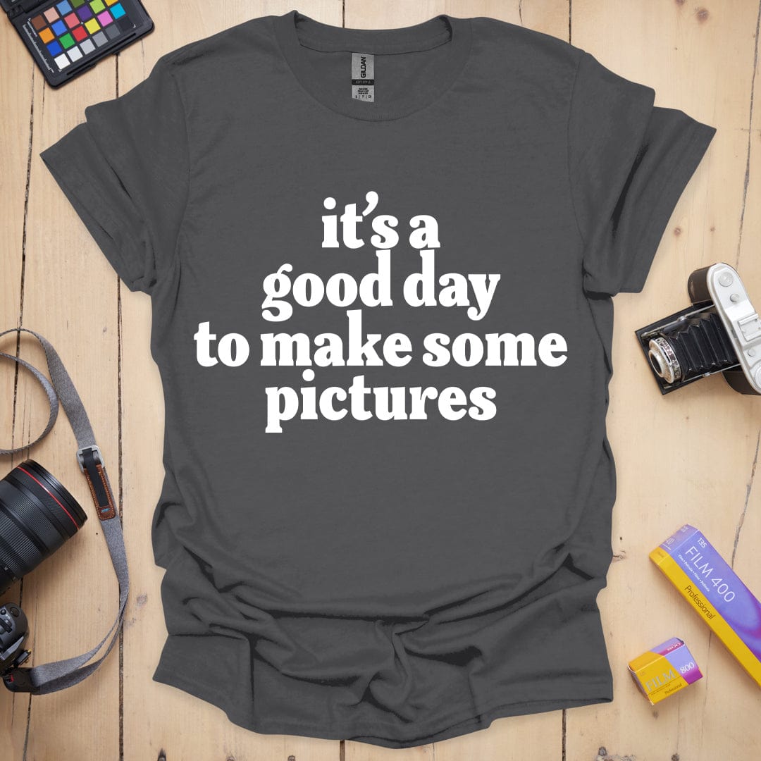 T-Shirt With Feel-Good Slogan for Shoot Days