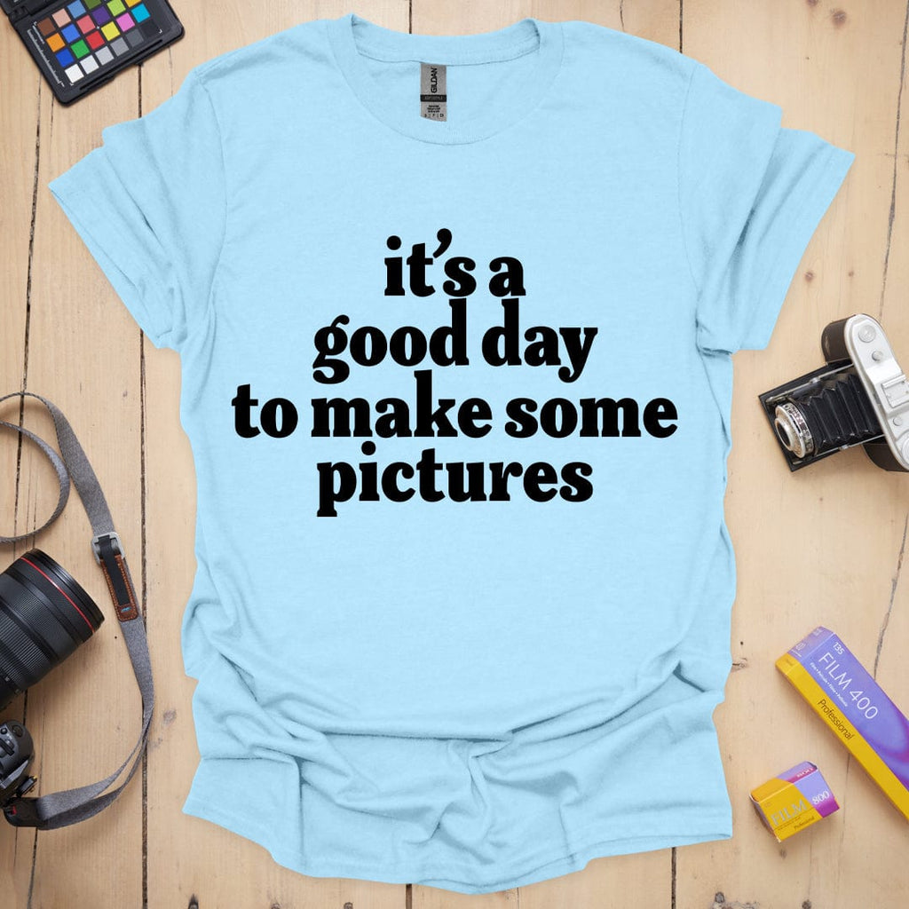 T-Shirt With Feel-Good Slogan for Shoot Days