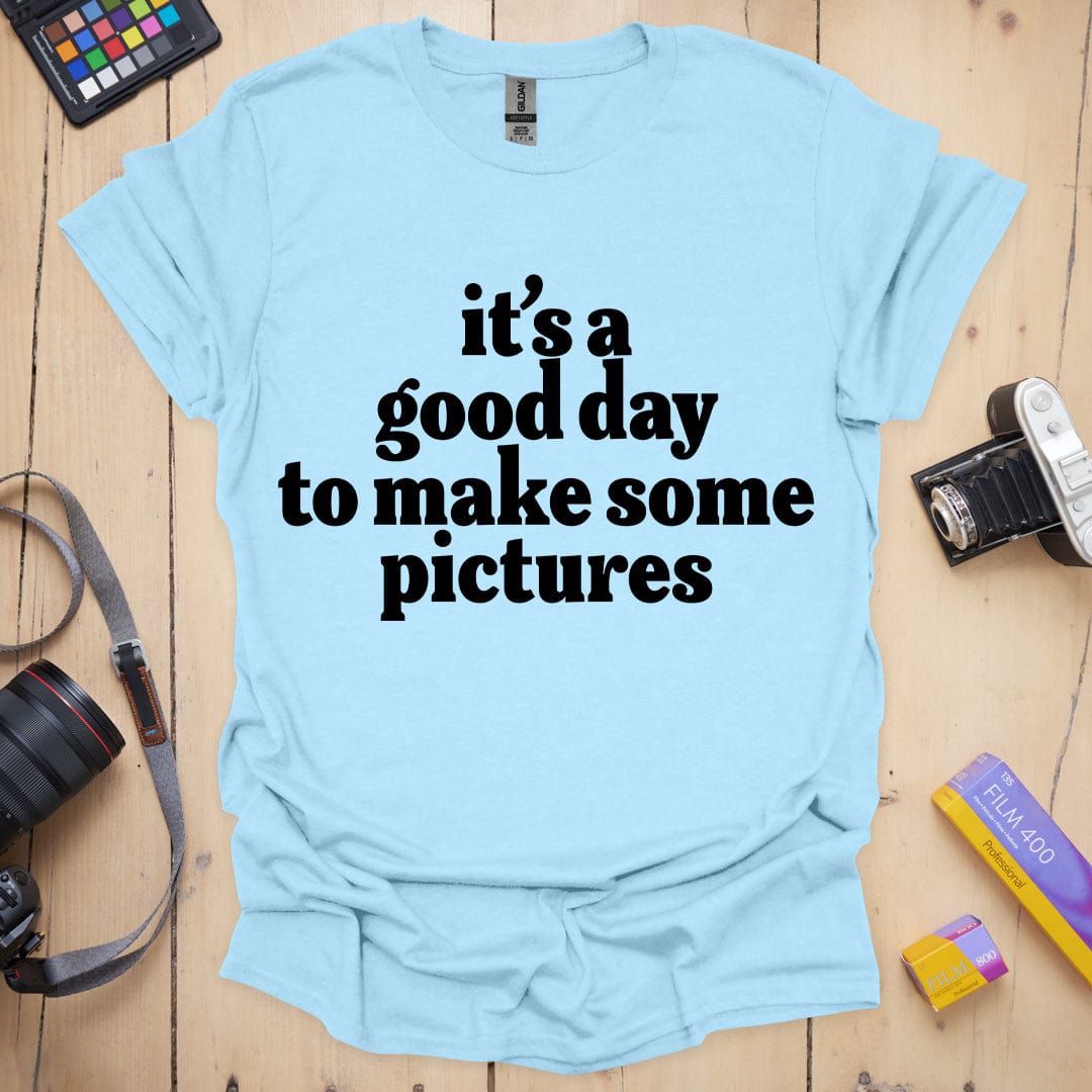 T-Shirt With Feel-Good Slogan for Shoot Days