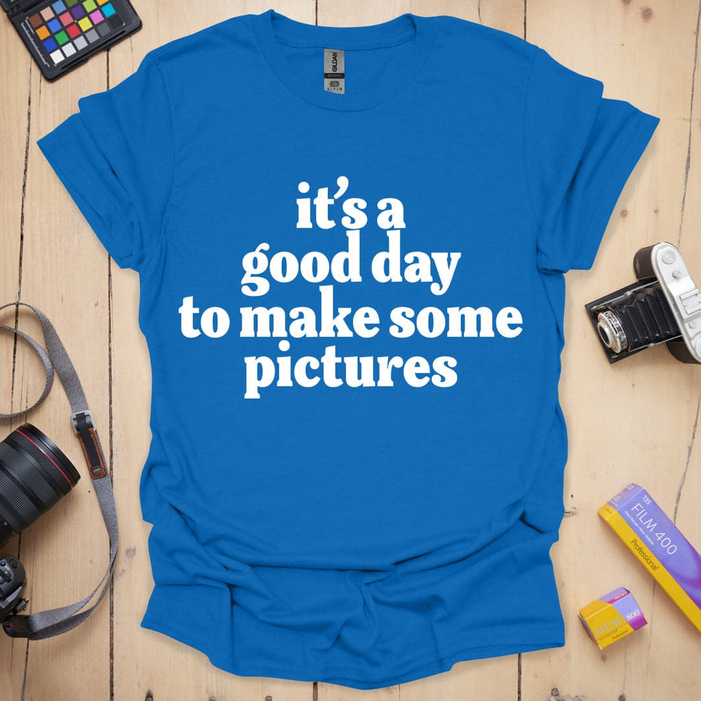 T-Shirt With Feel-Good Slogan for Shoot Days