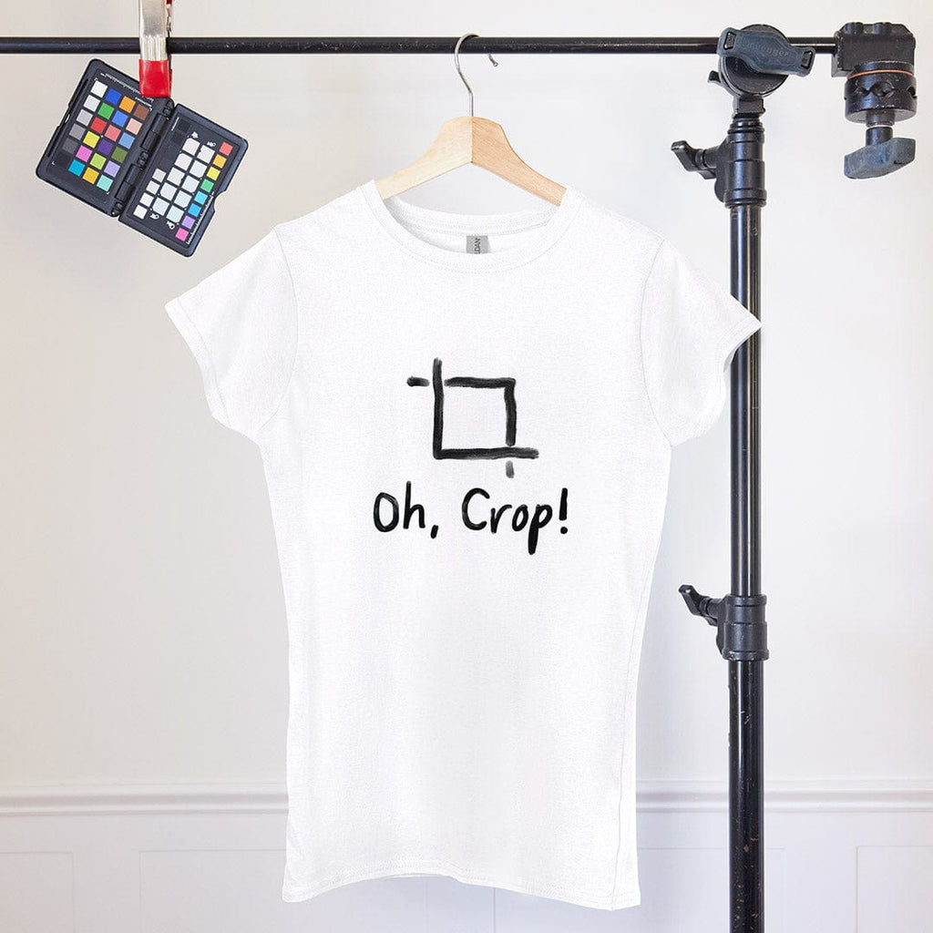 Women's T-Shirt With Playful Oh Crop Photography Design