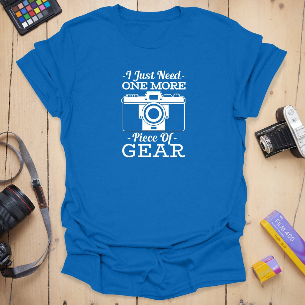 T-Shirt for Camera Lovers With a One More Piece Design
