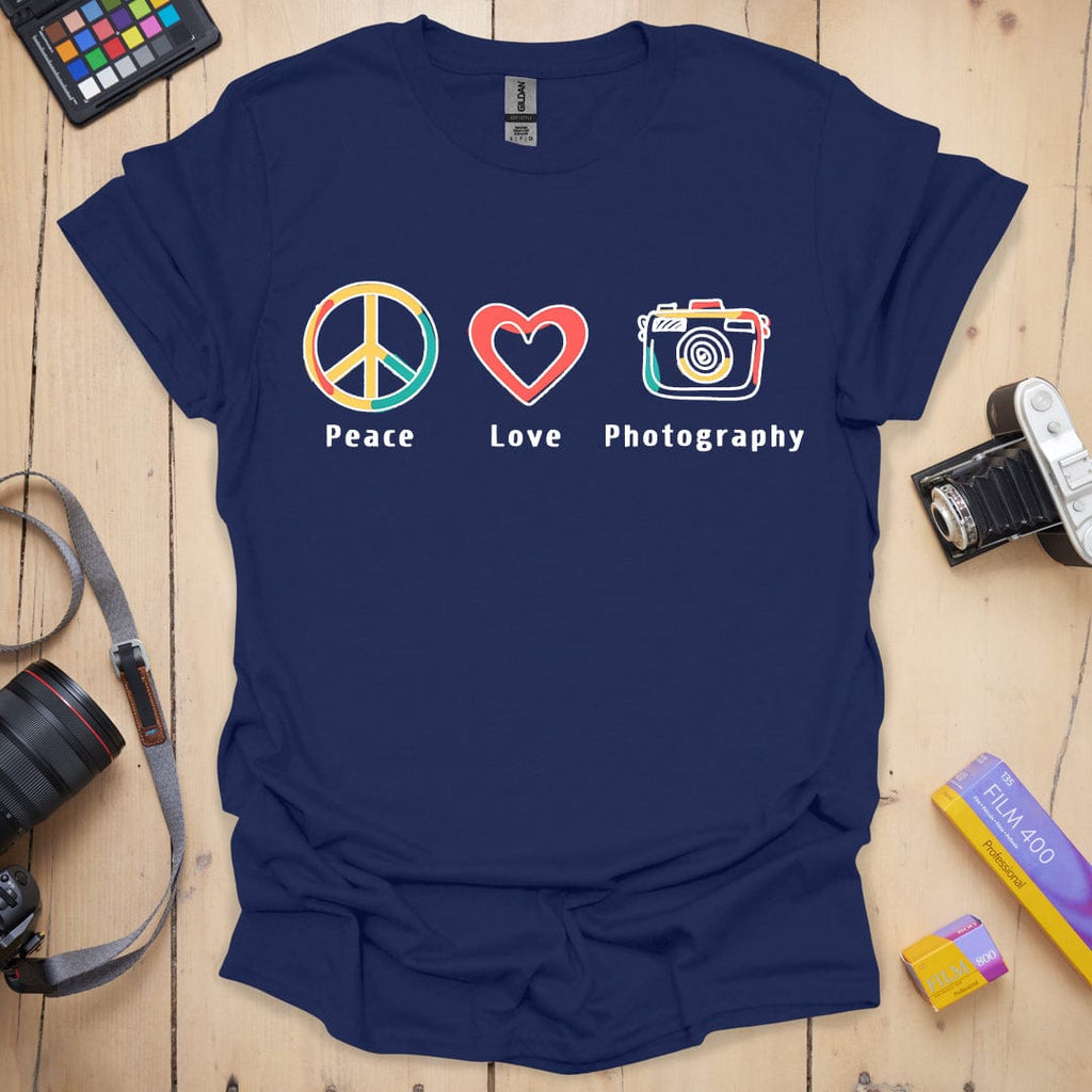 T-Shirt Peace And Love Photographer Design